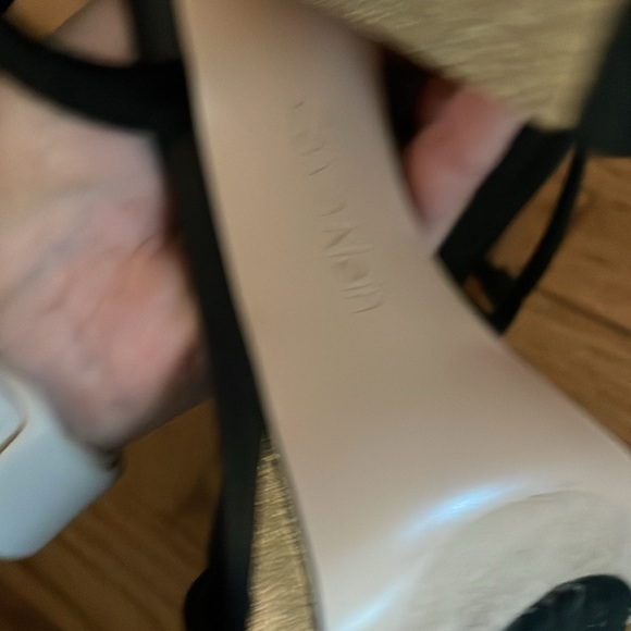 Calvin Klein Gold metallic heels - Picture 4 of 5